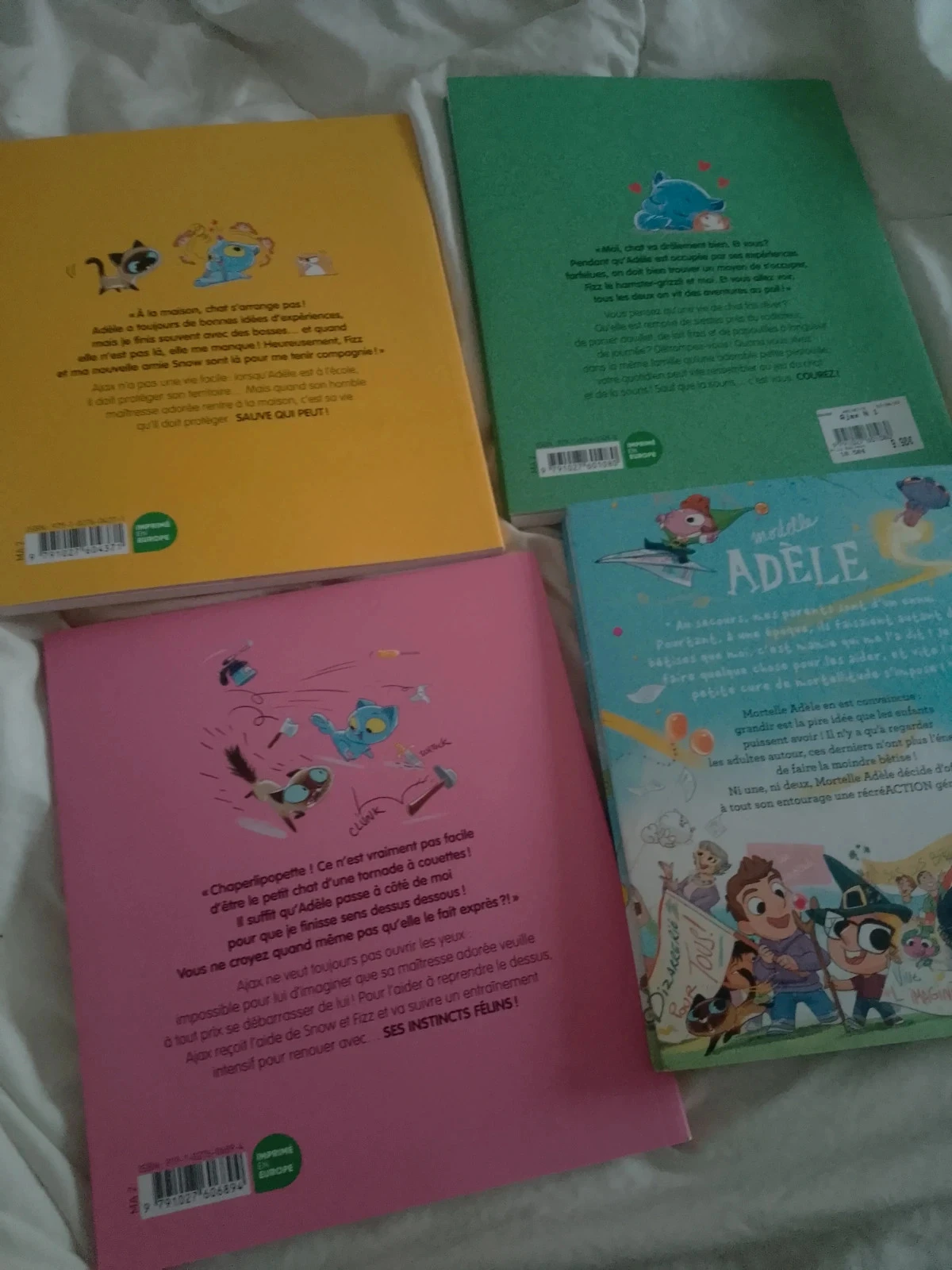Lote de 4 cómics kid's ajax mortelle Adèle 21 – photo 2